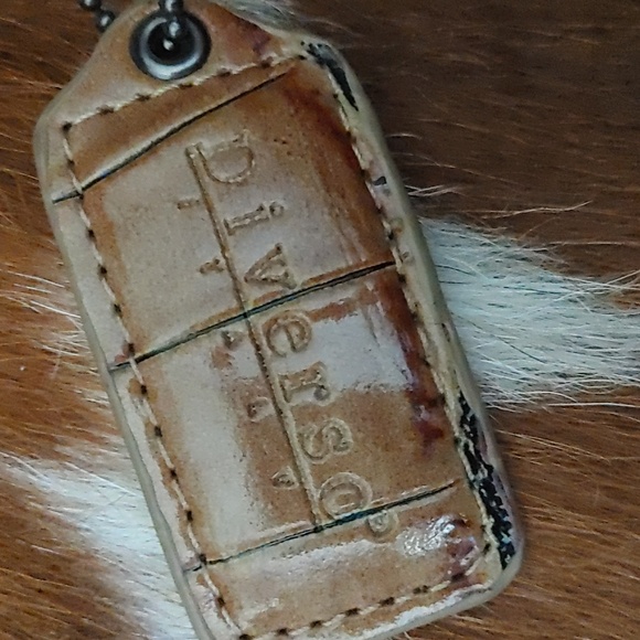 Diverso Leather Purse - Picture 7 of 9